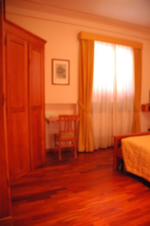 Hotel Rutiliano بيينْسا الغرفة الصورة