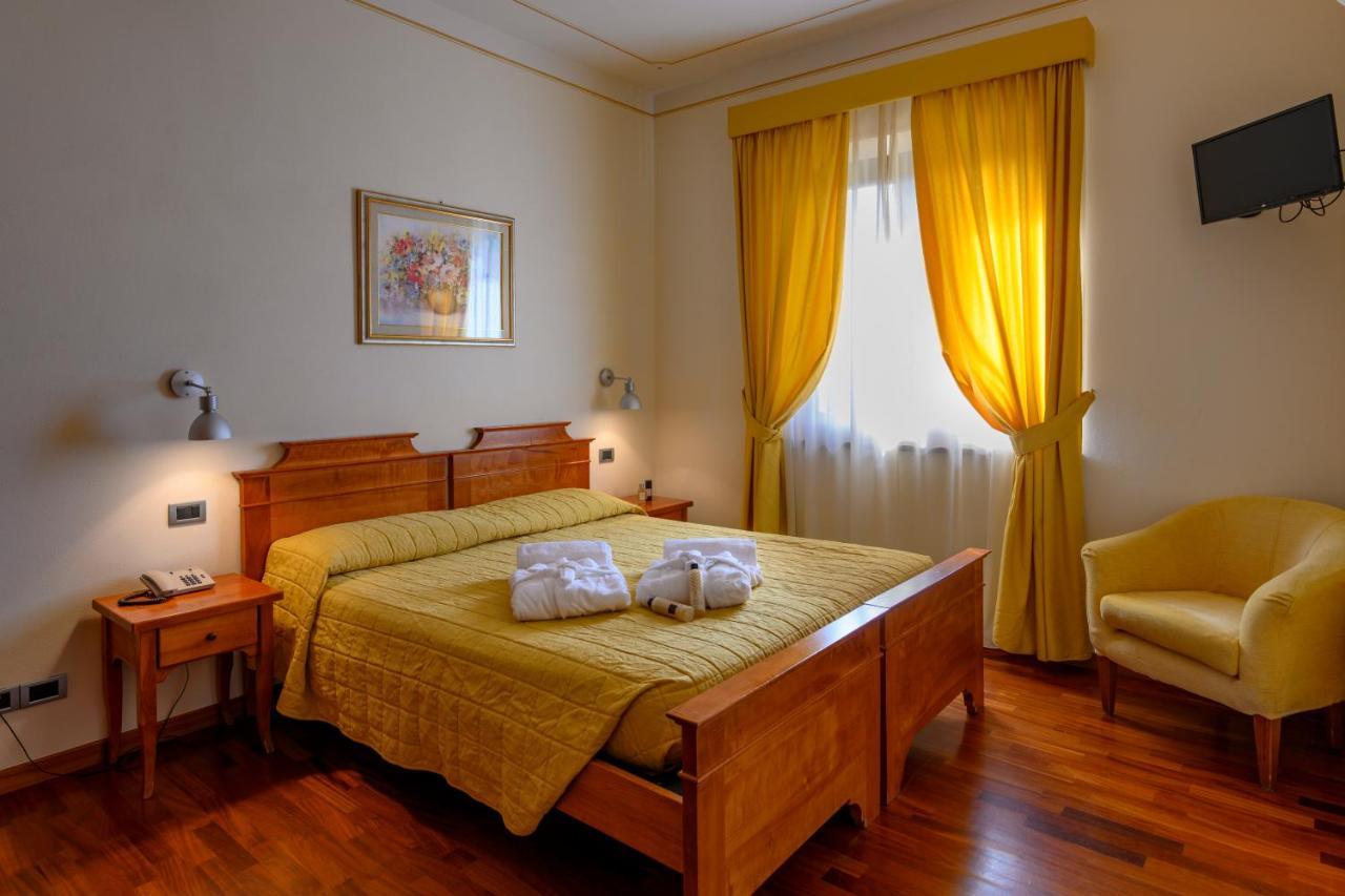 Hotel Rutiliano بيينْسا المظهر الخارجي الصورة